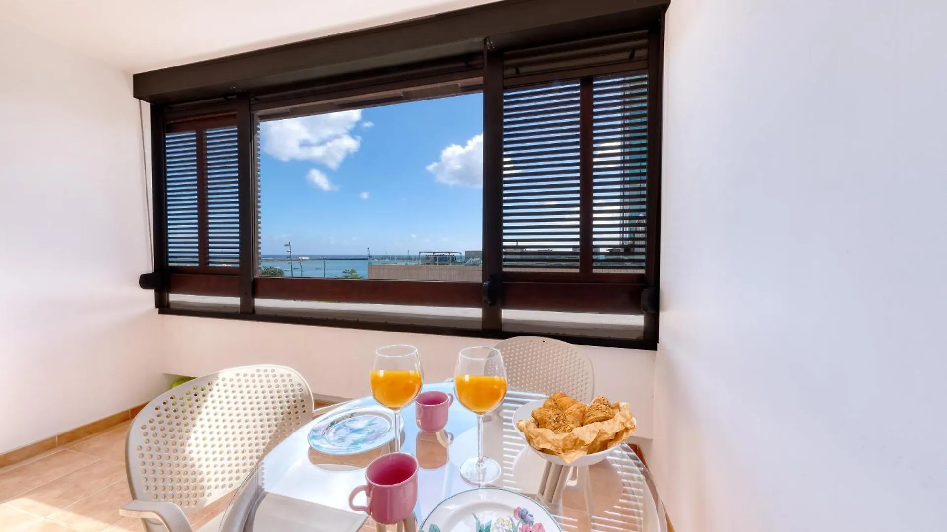 Marea Atlantic- Sea Views Villa Arrecife  Spain